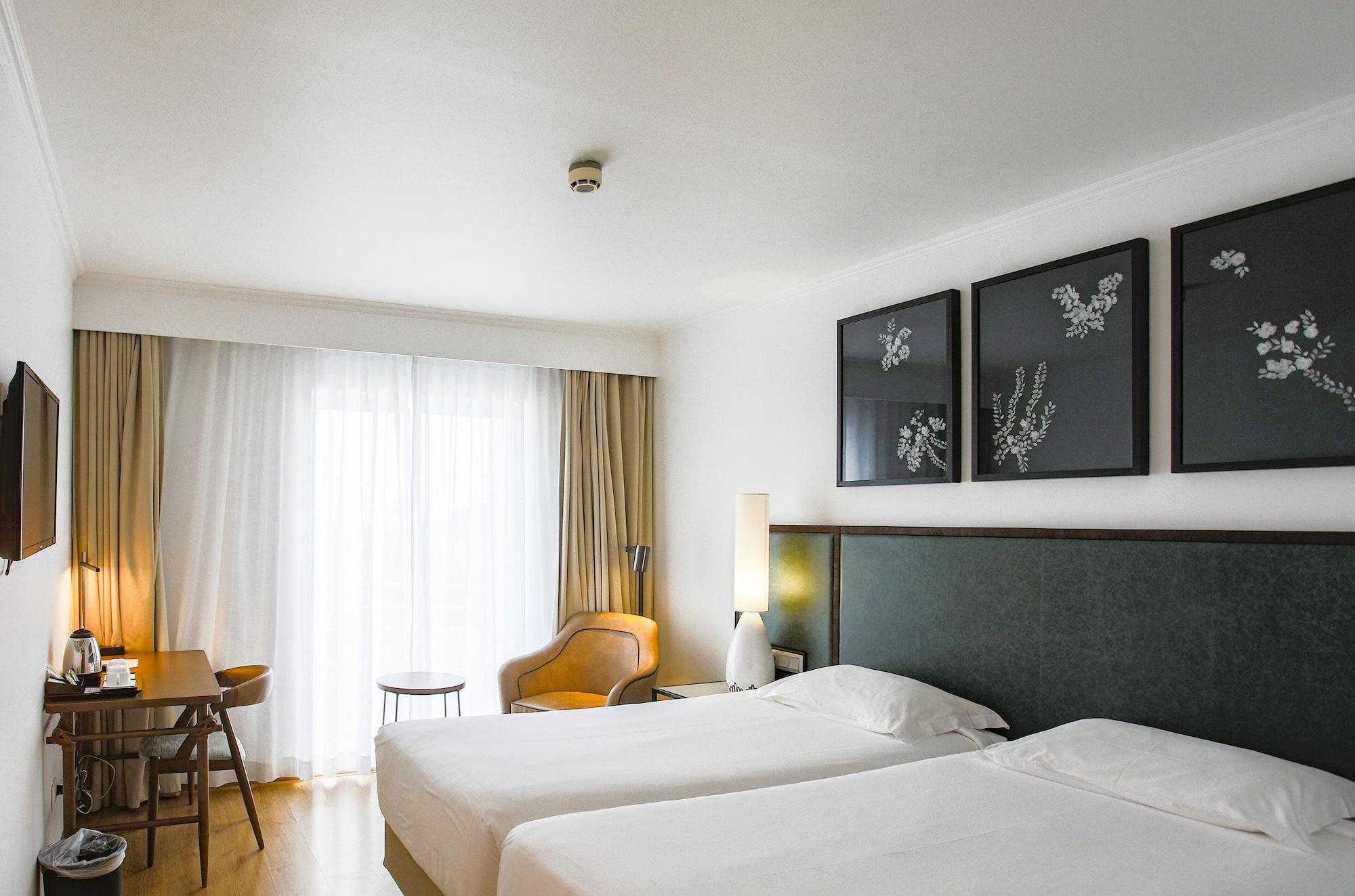 Hotel Ponta Delgada 3* Ponta Delgada